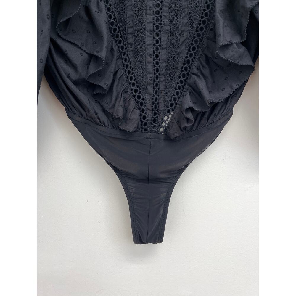Farm Rio Plunge V-Neck Ruffle Lace Boho Romantic Swiss Dot Bodysuit - Small - Picture 10 of 16